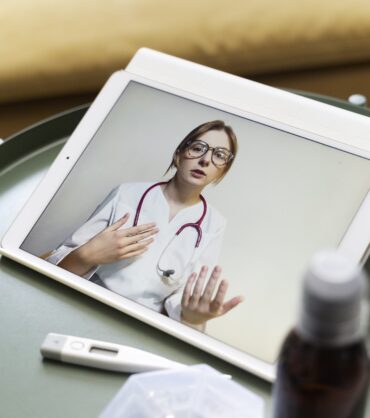 patient-having-teleconsultation-with-doctor